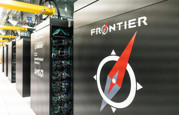 Frontier has arrived, and ORNL is preparing for science on Day One. Credit: Carlos Jones/ORNL, Dept. of Energy
