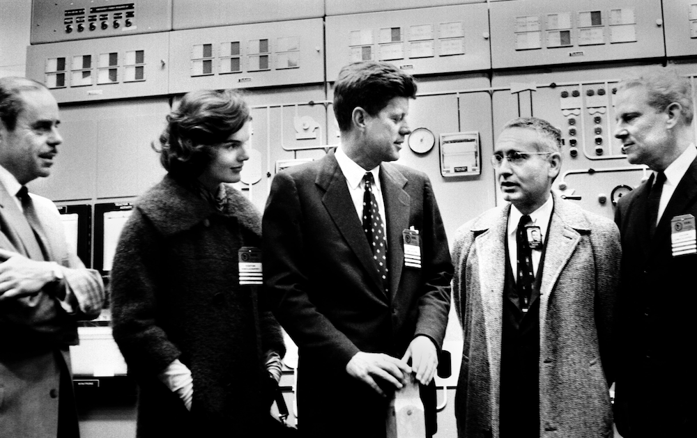 Oak Ridge Research Reactor hosts prominent visitors including Senator John F. Kennedy and his wife, Jackie.