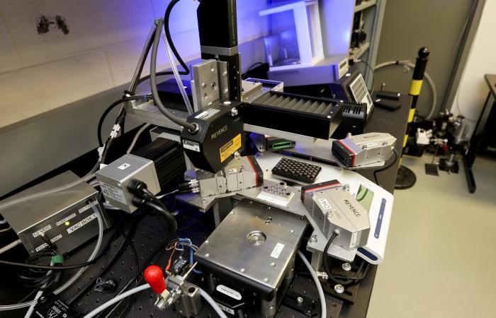 A second generation of the Pu-238 pellet automated metrology system being developed in an ORNL lab. (Photo 2)
