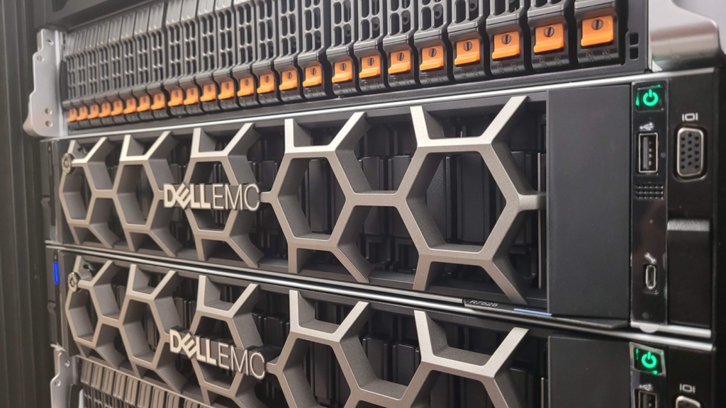 DNA Cloud Computing Server