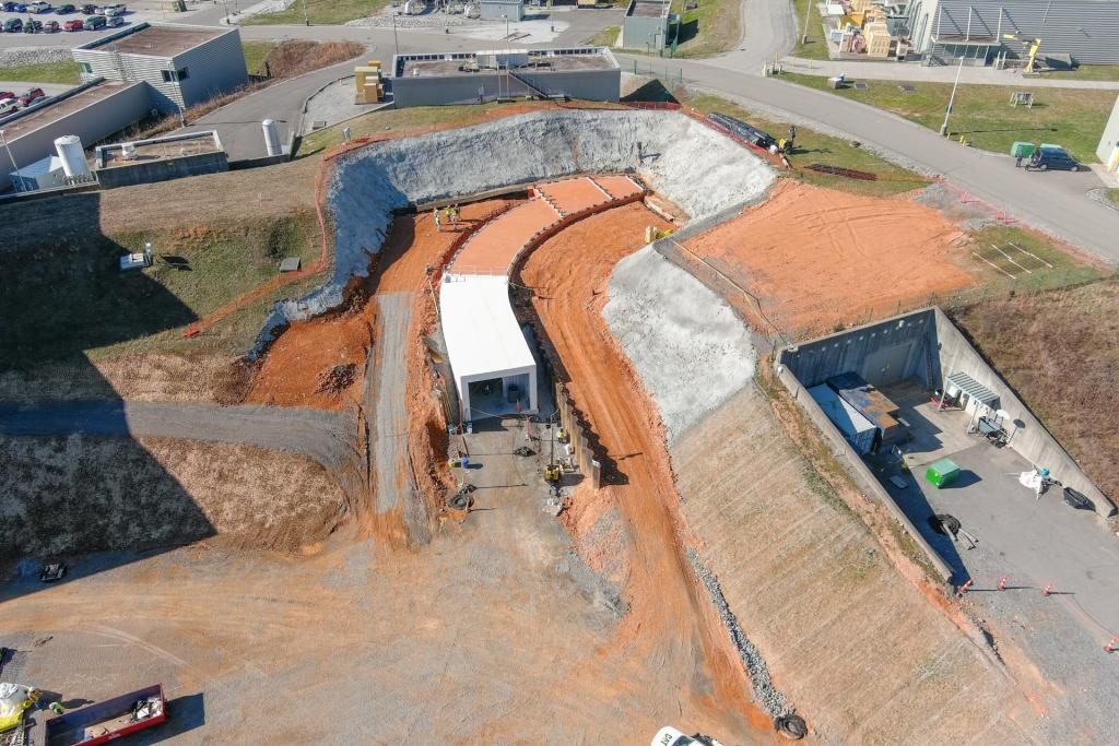 A newly completed tunnel section will provide the turning and connecting point for the Spallation Neutron Source particle accelerator and the planned Second Target Station. Credit: ORNL, U.S. Dept. of Energy