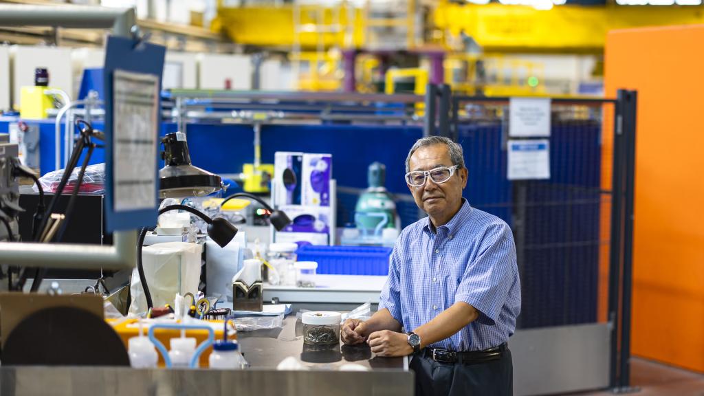 Takeshi Egami stands at his workstation at ORNL’s Spallation Neutron Source where he used novel experimental methods to propose the density wave theory. Credit: Carlos Jones/ORNL, U.S. Dept. of Energy