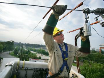 ORNL, Chattanooga EPB test the role of sensors in grid innovation