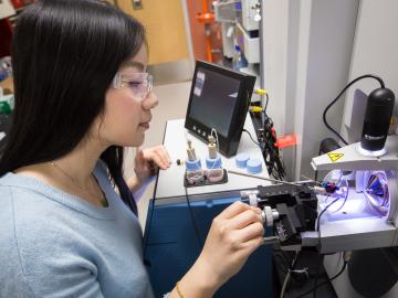 Weili Xiong collaborated on the mass spectrometry research while at ORNL as a postdoctoral associate.