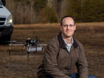 Andrew Harter, pictured, and fellow ORNL staff members formed Horizon31 to build a set of products and services that provide customized unmanned vehicle control systems. Credit: Carlos Jones/ORNL, U.S. Dept. of Energy