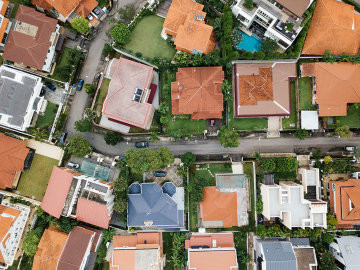 Aerial view of rooftops (Unsplash)