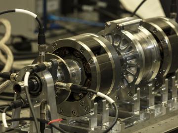 Magnetic suspension test bed. Magnetic suspension test bed.