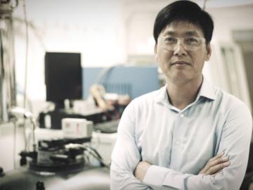 Oak Ridge National Laboratory researcher Ho Nyung Lee regards his research in novel materials as a “career hobby.” Oak Ridge National Laboratory researcher Ho Nyung Lee regards his research in novel materials as a “career hobby.”