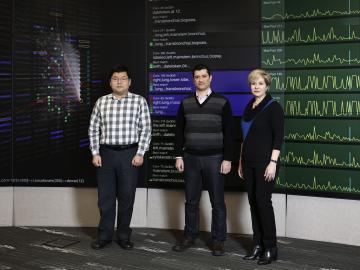 ORNL’s Hong-Jun Yoon, Mohammed Alawad and Gina Tourassi have developed a novel method for more efficiently training large numbers of networks capable of solving complex science problems.