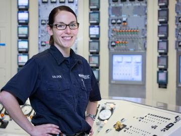 First trained as a nuclear electronics technician and reactor operator in the U.S. Navy, Maureen Searles has worked on HFIR’s operations team since February 2015. (ORNL photo by Genevieve Martin) 