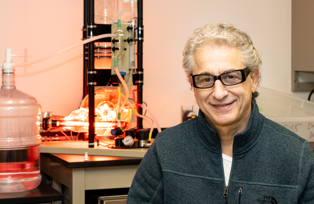 John Katsaras’s advances in technique, instrument and sample development for neutron and x-ray scattering have helped answer science questions about biological membranes. 