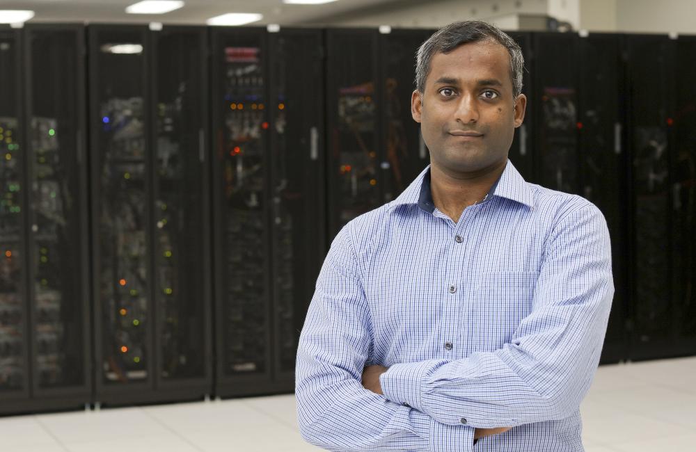 ORNL’s Manjunath Gorentla Venkata helped develop a new approach to analyze thousands of genetic samples by connecting powerful computing resources.